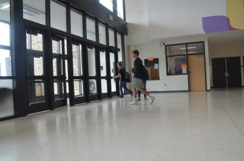 Micah Kragt, '18, leaves the building for lunch. As of this year, both juniors and seniors have open campus.