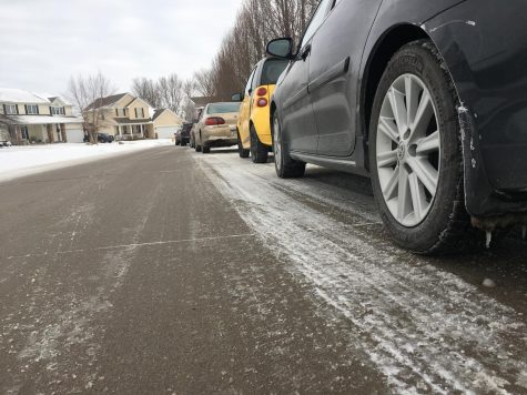 City council considers changing parking ordinances on Newport Vista Drive