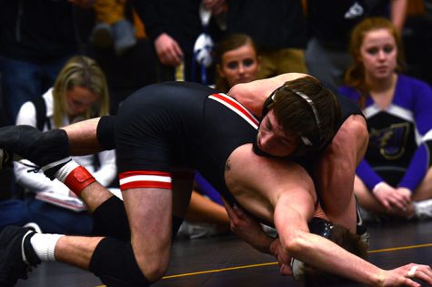 Dragons wrestle at Central Iowa Metropolitan League and Indianola Duals