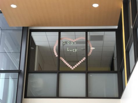 Students Show Support For Peers During Finals