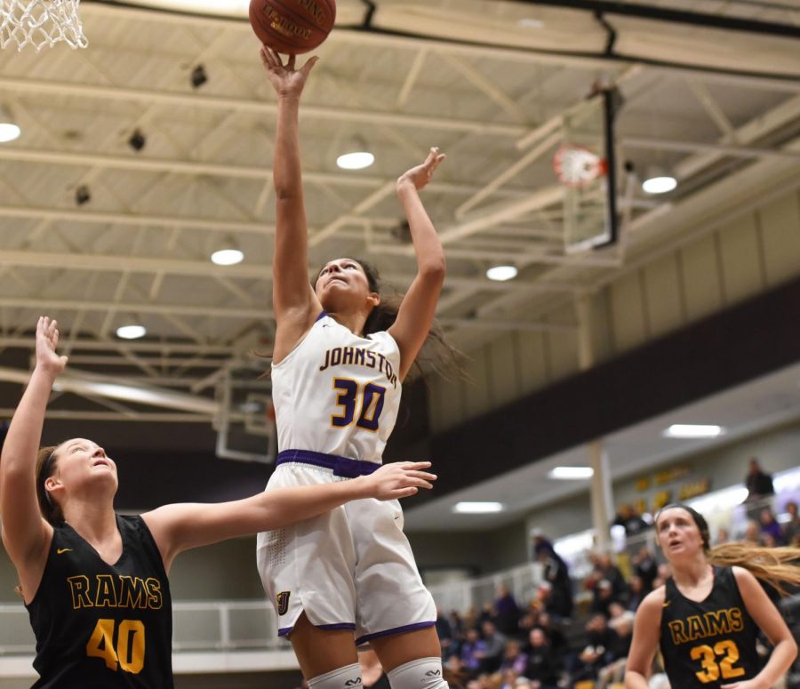 #30 Kendall Nead shoots a layup against in a game against Southeast Polk Rams Feb. 4. Nead had seven points in the 89-67 win. 
