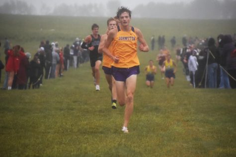Matt Borgemeier '21 finishes the race. Borgemeier placed second on the team and seventh overall.